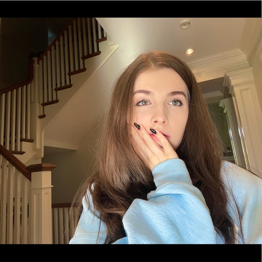 Meet your Posher, Emma